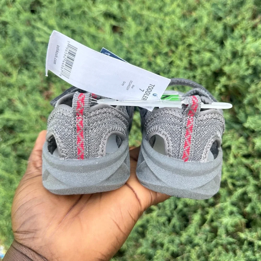 OshKosh B'Gosh Abe Play Sandals Toddler‎ Size 7 Grey Red